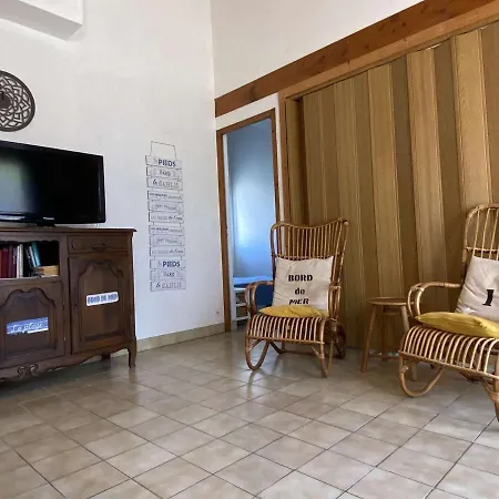 Maison 2 Pièces Proche D'oléron, 4 Couchages, Calme - Fr-1-246a-248