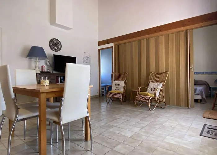 Maison 2 Pièces Proche D'oléron, 4 Couchages, Calme - Fr-1-246a-248 *